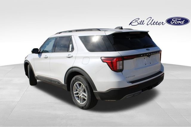 New 2026 Ford Explorer Active w/ Active Comfort Package image 4
