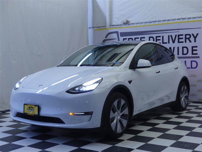 Used 2023 Tesla Model Y Long Range AWD/4WD image 3