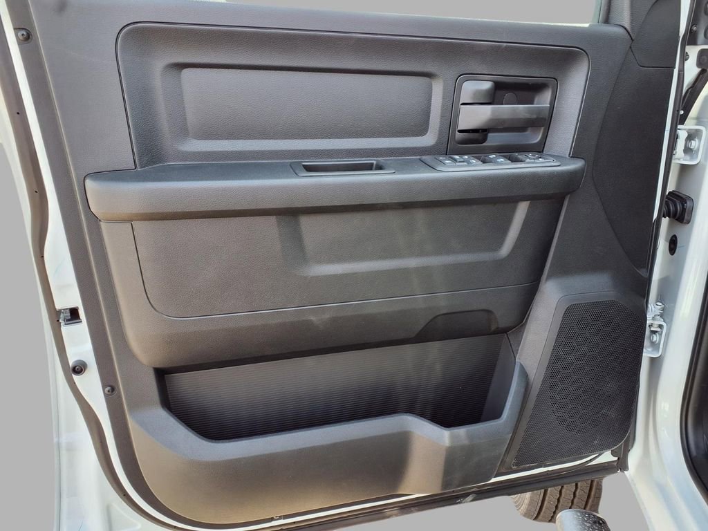 New 2026 RAM 5500 Tradesman AWD/4WD image 18