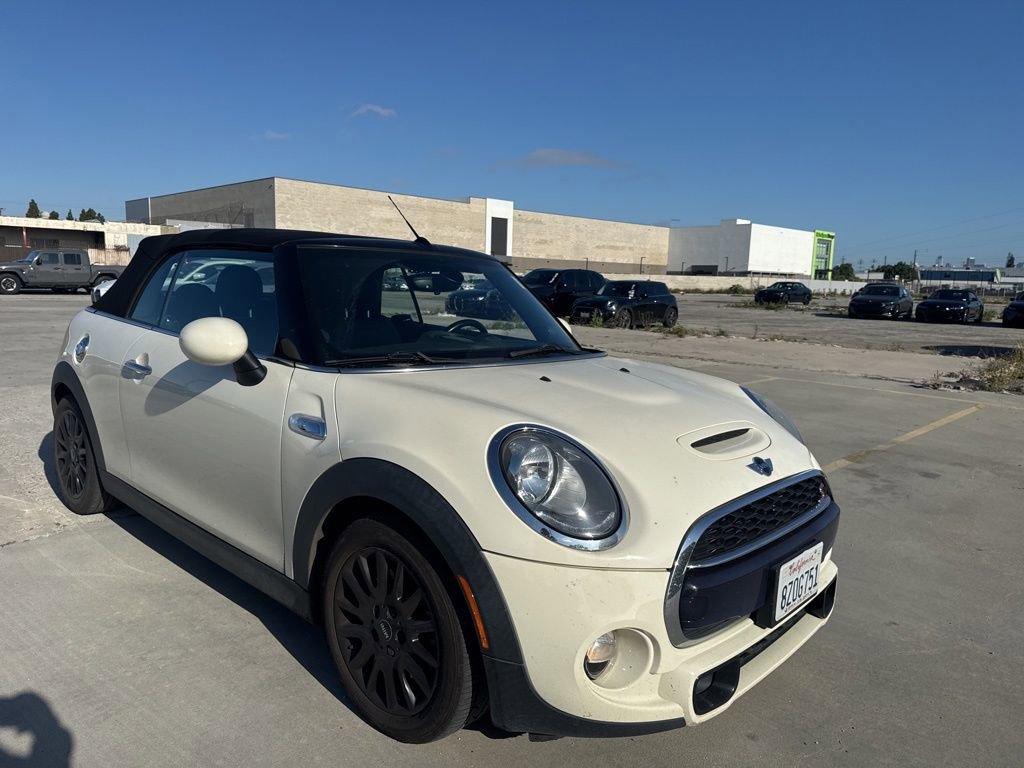 Used 2017 MINI Cooper S FWD image 8