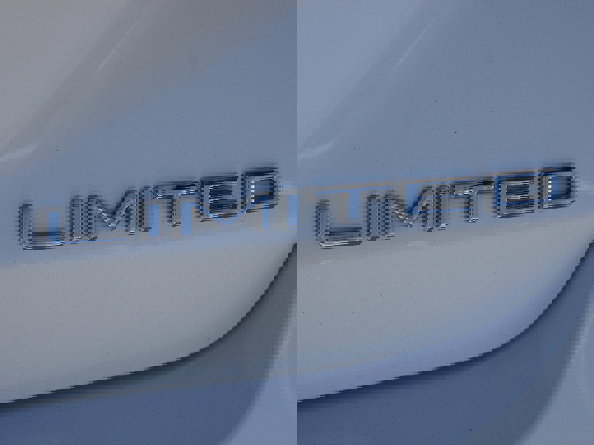 Used 2019 Toyota Avalon Limited w/ Advanced Safety Package image 19