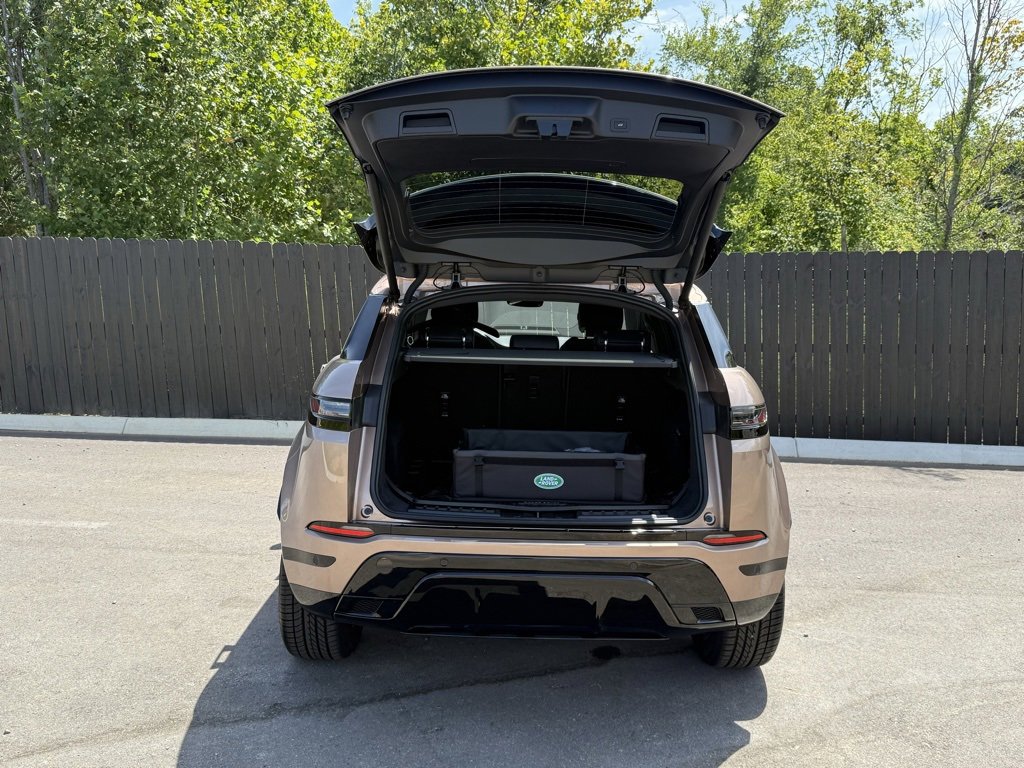 New 2026 Land Rover Range Rover Evoque Dynamic SE image 5