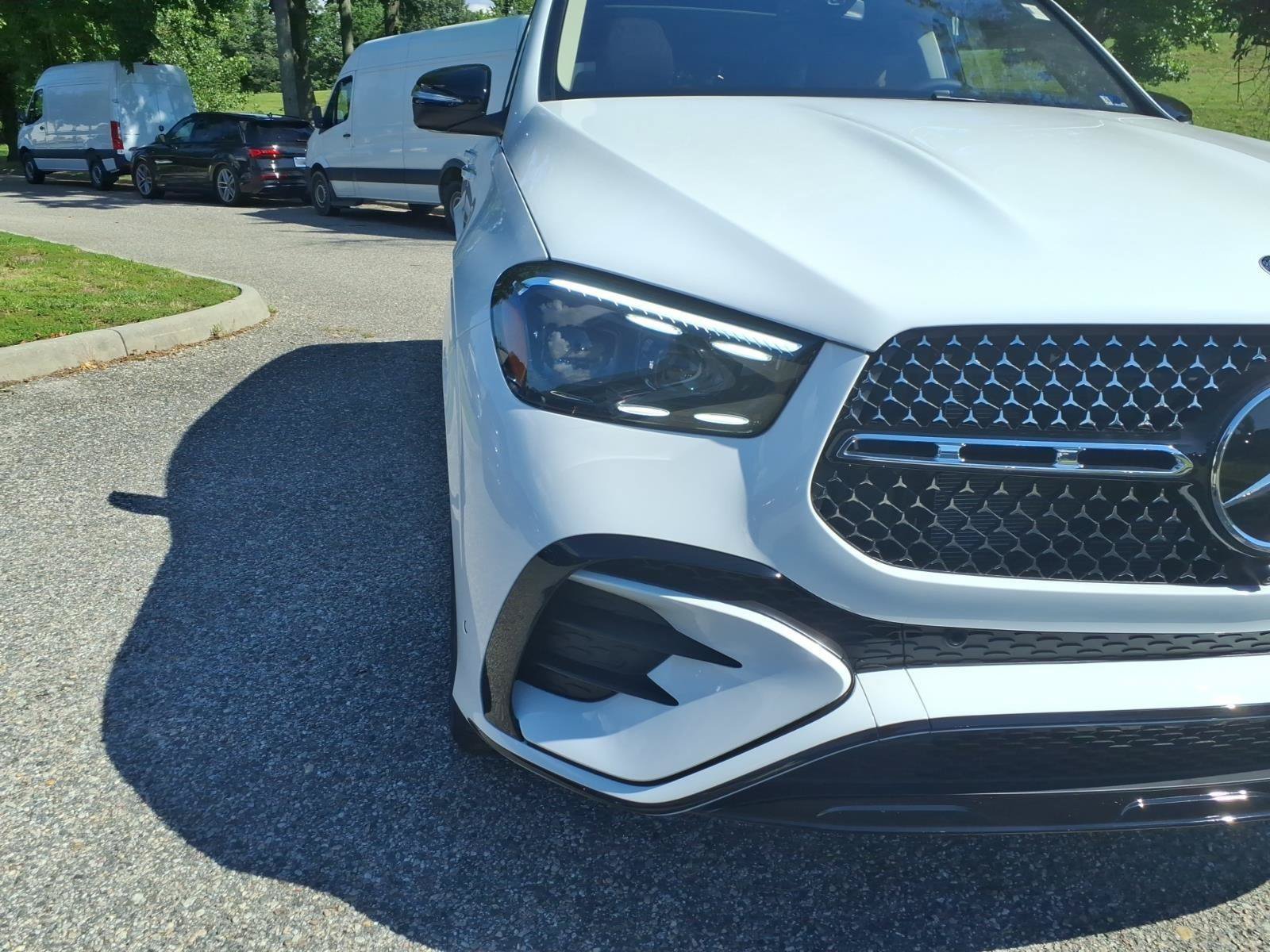 New 2026 Mercedes-Benz GLE 580 4MATIC image 3