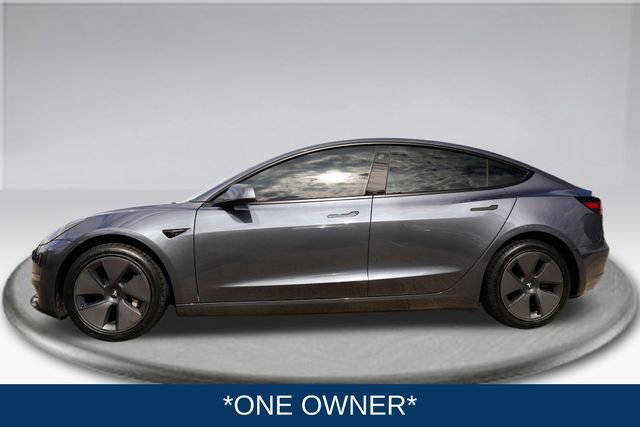 Used 2023 Tesla Model 3 Standard Range RWD image 3