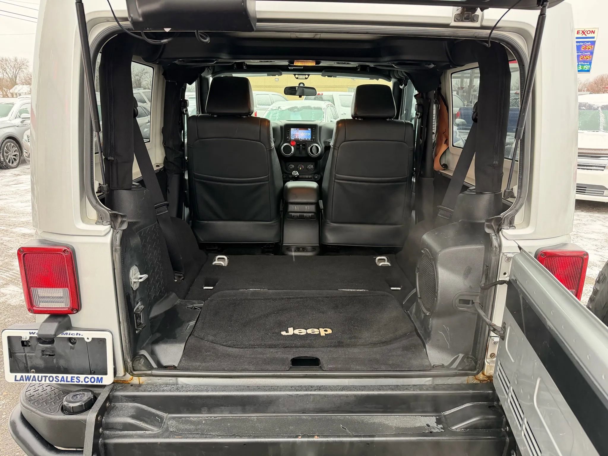 Used 2012 Jeep Wrangler Rubicon w/ PWR Convenience Group image 13