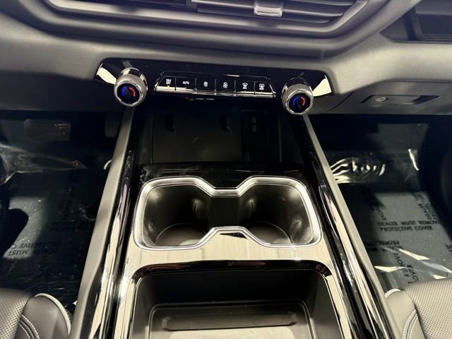 Used 2025 Chevrolet Silverado EV LT image 40