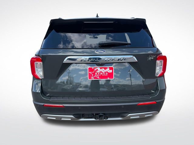 Used 2023 Ford Explorer XLT w/ Equipment Group 202A AWD/4WD image 9