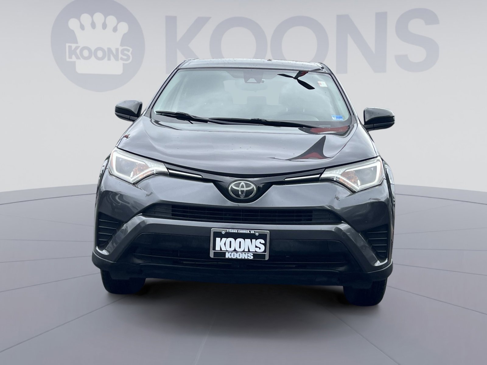 Used 2018 Toyota RAV4 LE w/ Carpet Mat Package FWD image 4