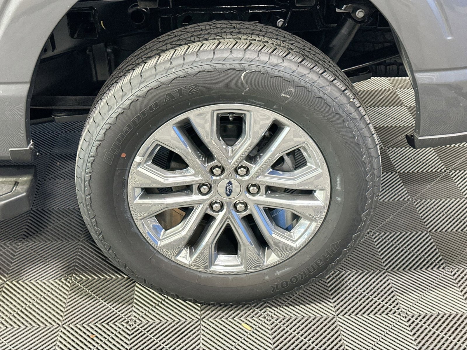 New 2025 Ford F150 Lariat w/ Equipment Group 501A Mid image 12