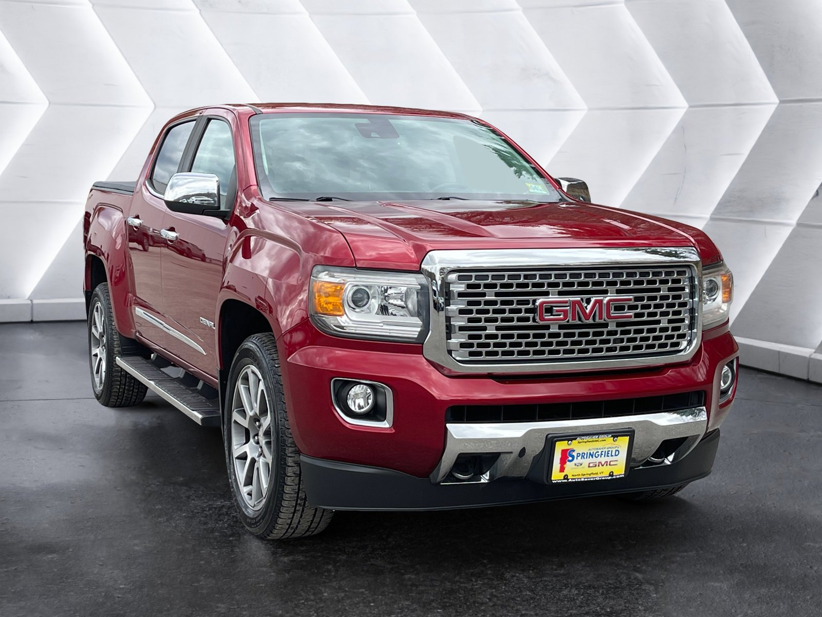 Used 2020 GMC Canyon Denali image 8