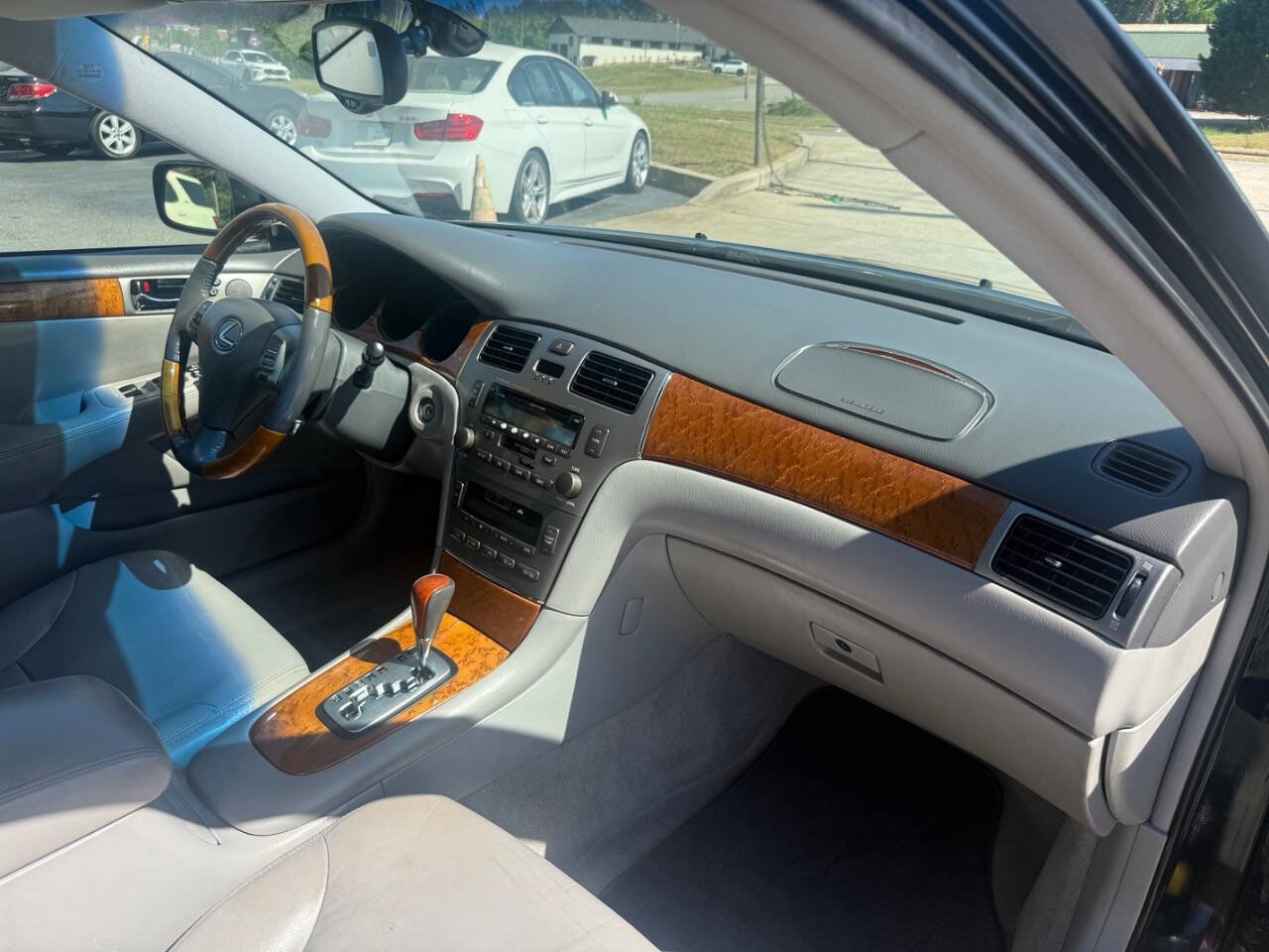 Used 2005 Lexus ES 330 image 14