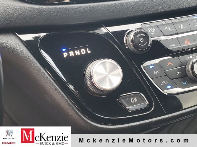 Used 2019 Chrysler Pacifica Touring-L Plus w/ Advanced Safetytec Group FWD image 19