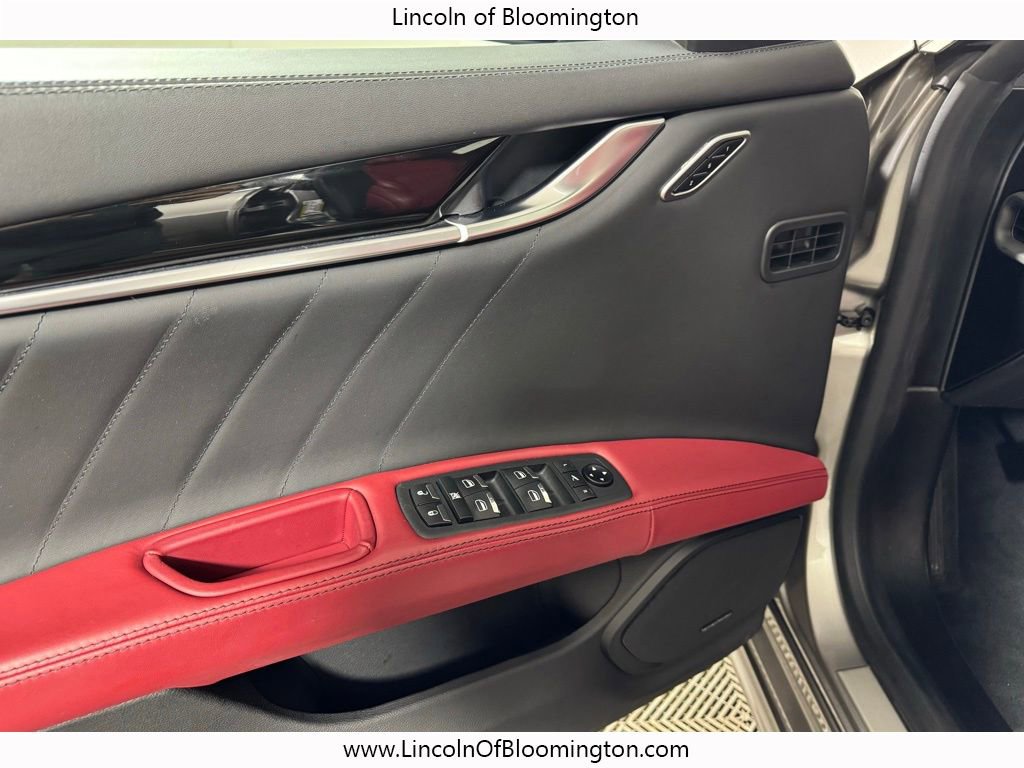 Used 2022 Maserati Ghibli Modena Q4 image 17