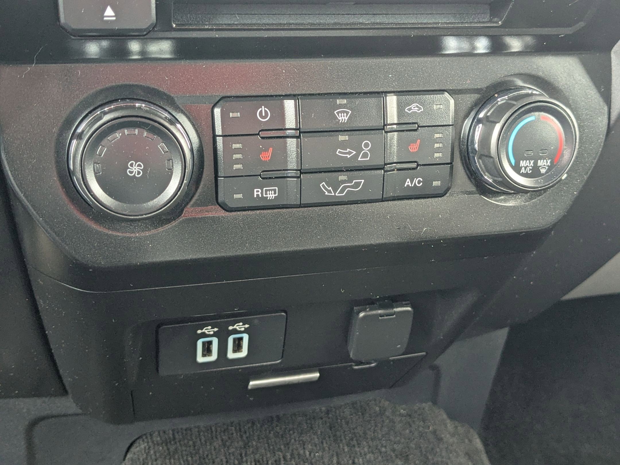 Used 2017 Ford F150 XLT w/ Equipment Group 302A Luxury image 20