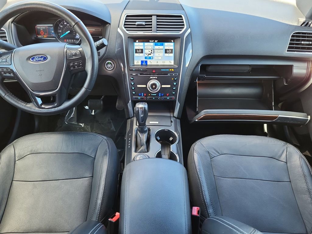 Used 2018 Ford Explorer Limited AWD/4WD image 13