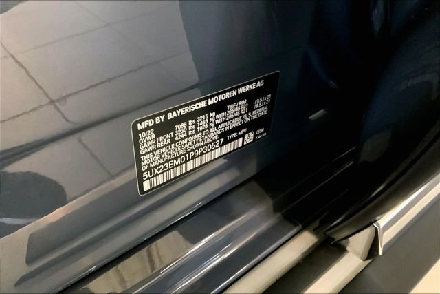 Used 2023 BMW X7 xDrive40i w/ Premium Package image 8