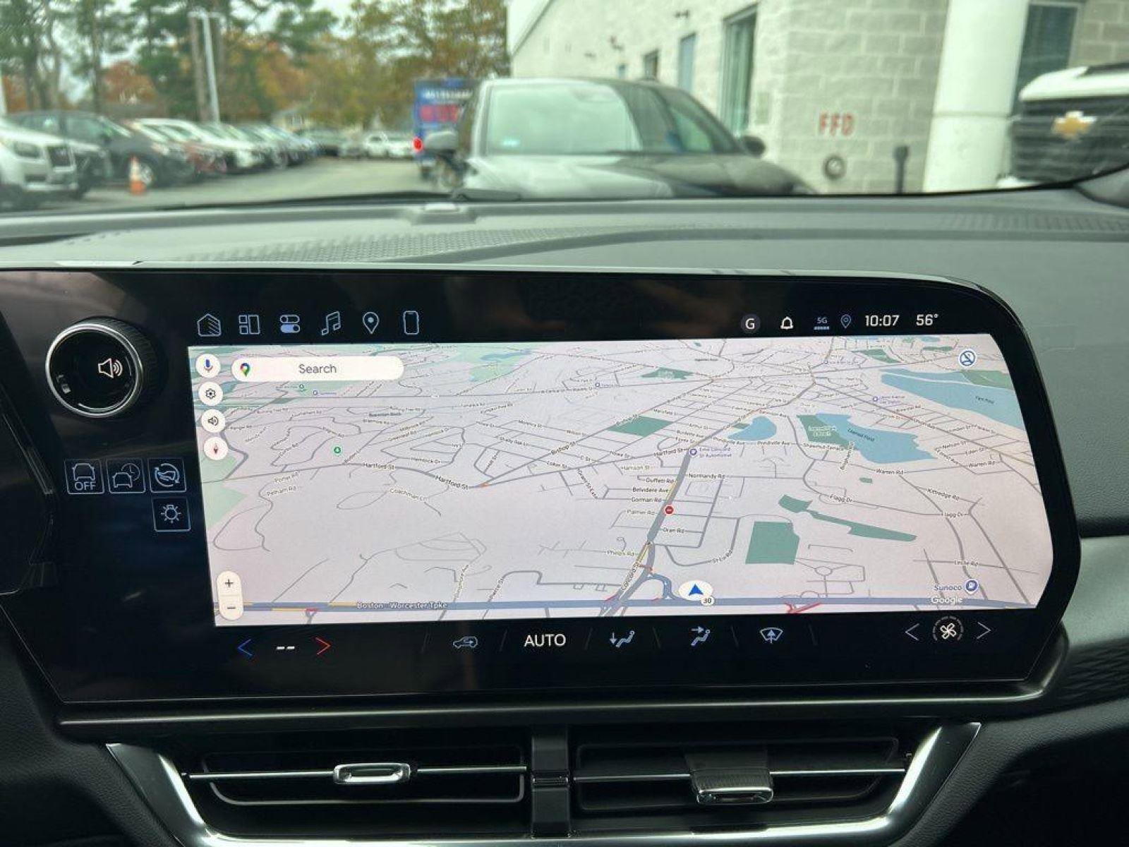 New 2026 Chevrolet Equinox EV LT FWD image 17