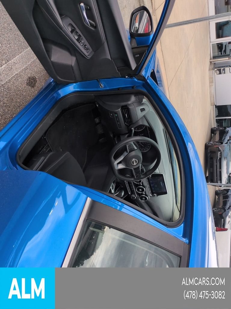 Used 2024 Nissan Sentra SV FWD image 9