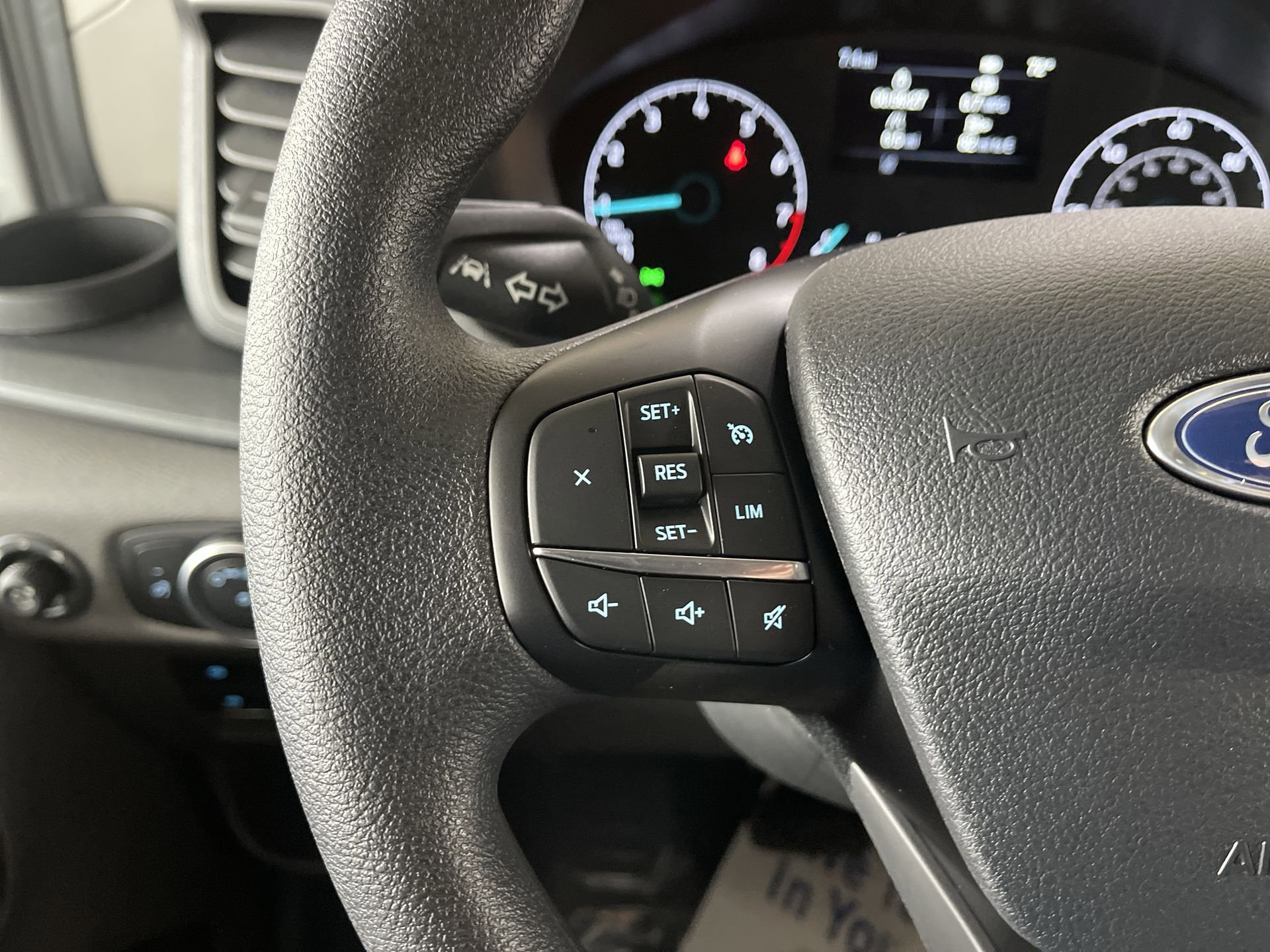 New 2024 Ford Transit 250 148 Medium Roof image 23