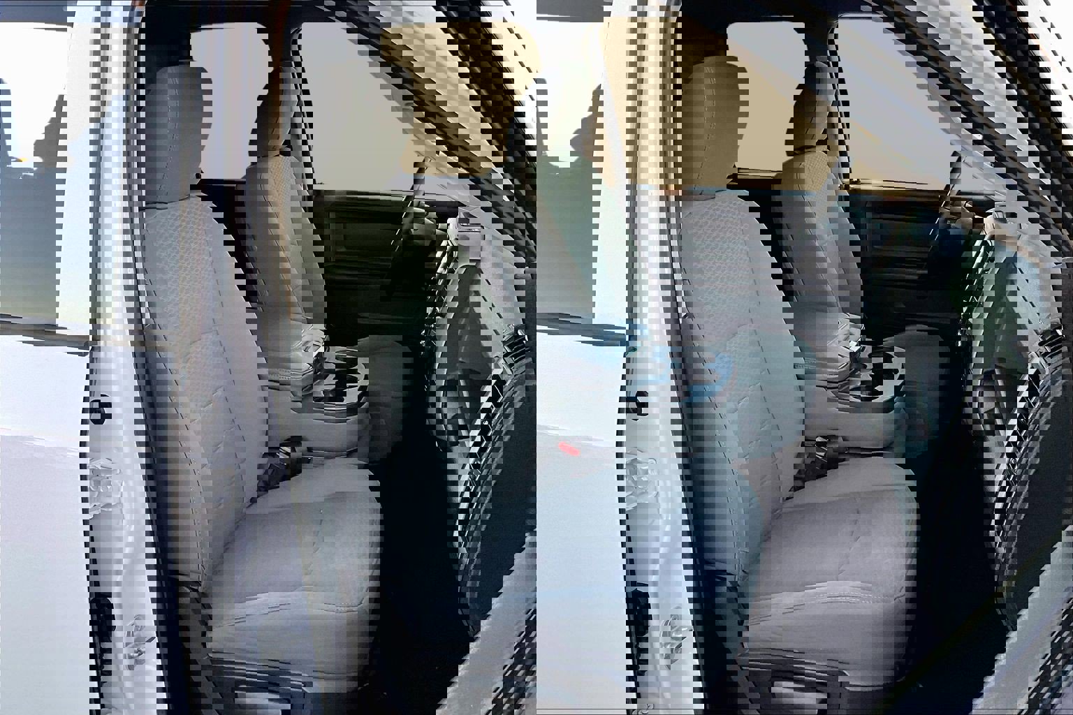 Used 2015 RAM 1500 Express image 7