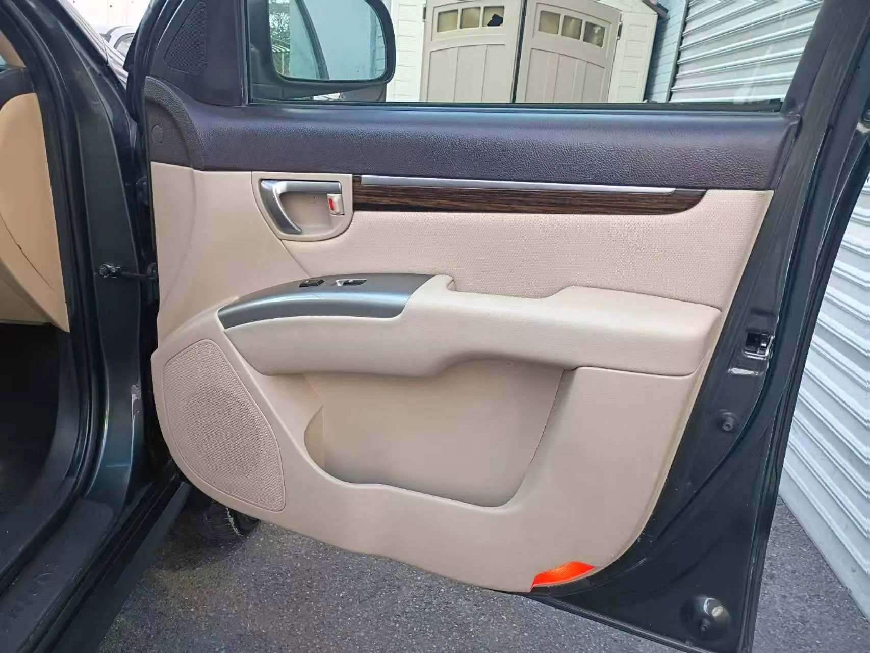 Used 2012 Hyundai Santa Fe GLS image 14