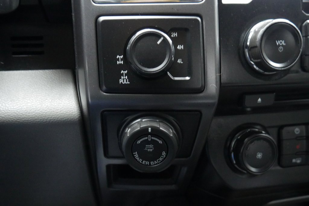 Used 2016 Ford F150 XLT w/ Equipment Group 302A Luxury image 19