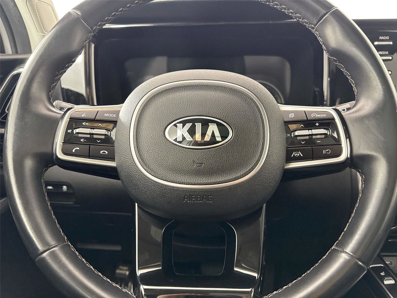 Used 2021 Kia Sorento S w/ Panoramic Sunroof Package FWD image 16