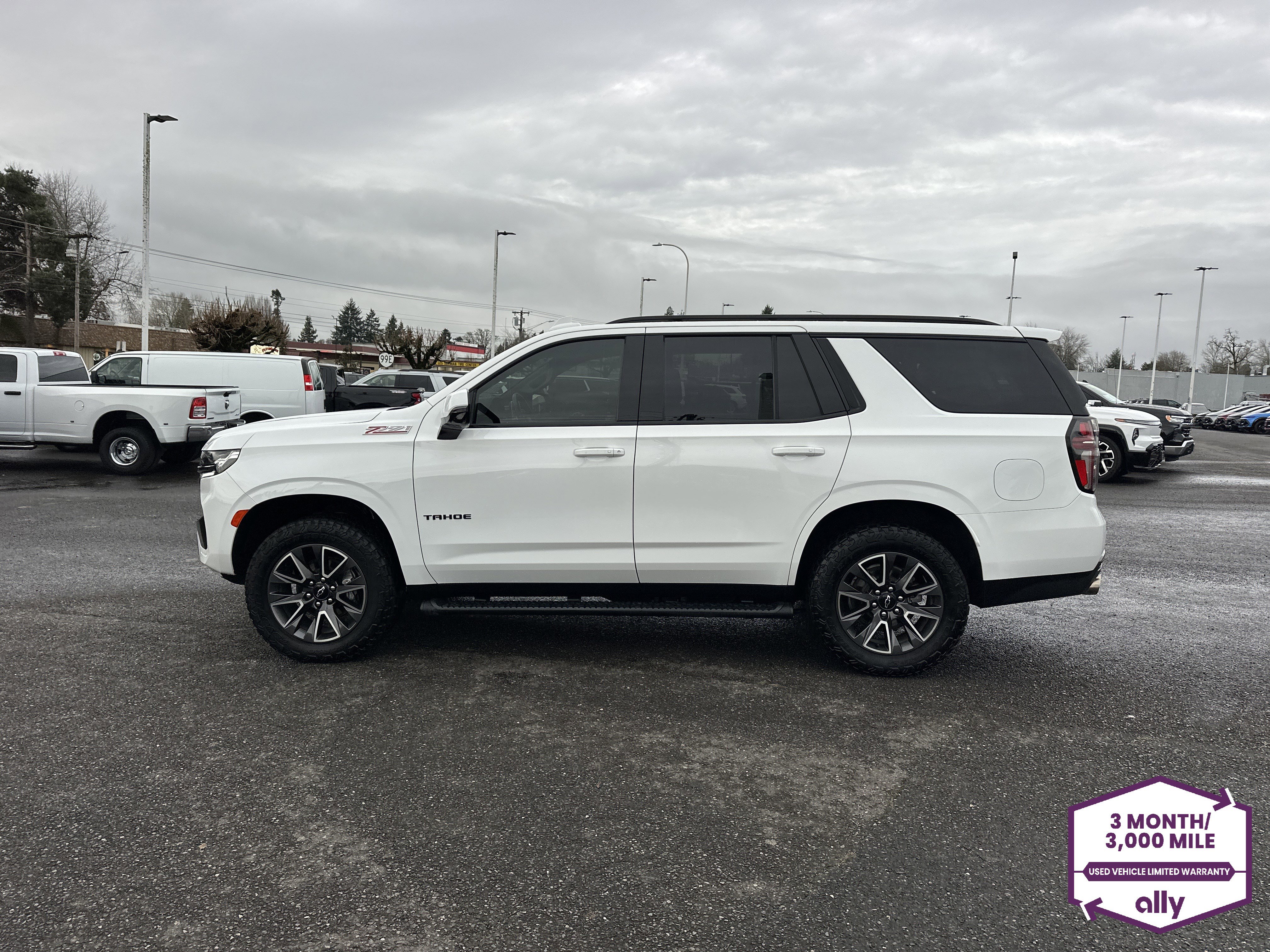 Used 2022 Chevrolet Tahoe Z71 w/ Z71 Off-Road Package image 2