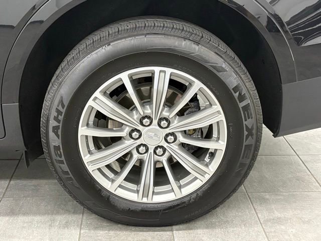Used 2017 Cadillac XT5 Luxury w/ Driver Awareness Package FWD image 7