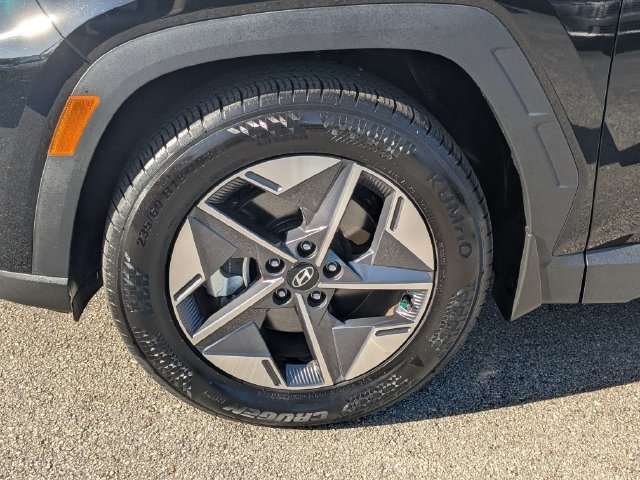 Used 2026 Hyundai Tucson SEL FWD image 11