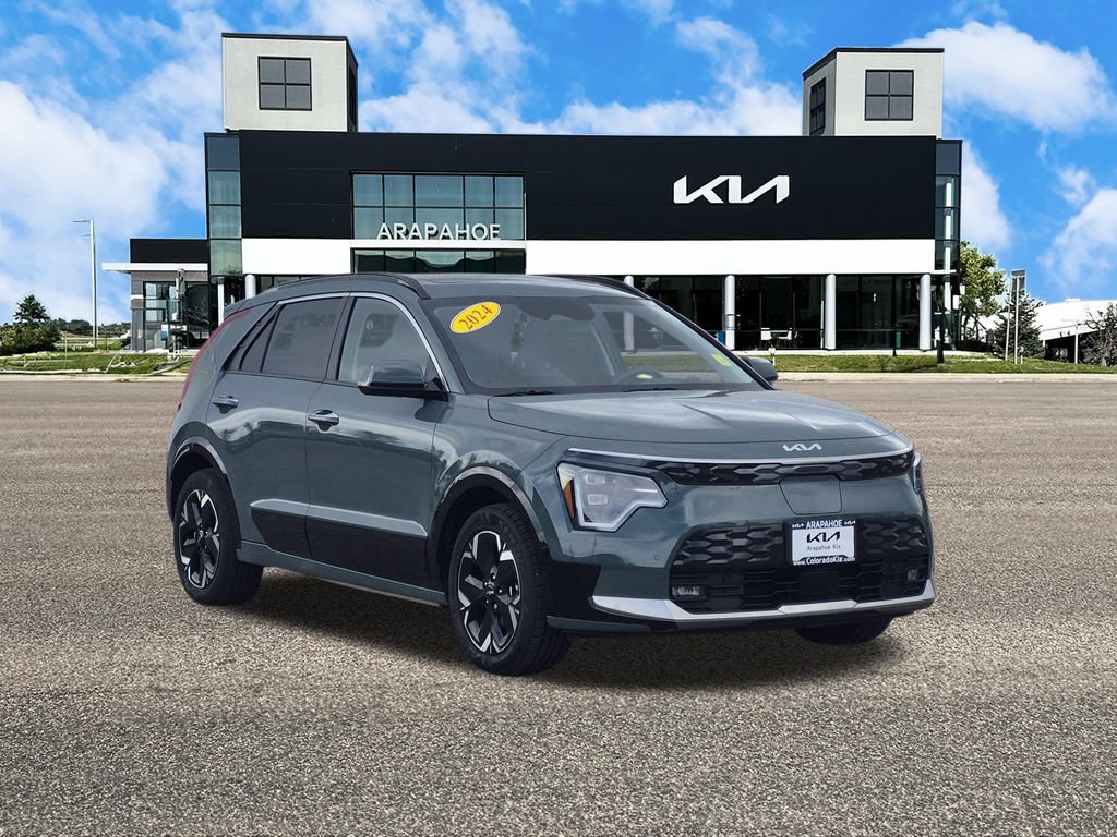 Certified 2024 Kia Niro Wave FWD image 3