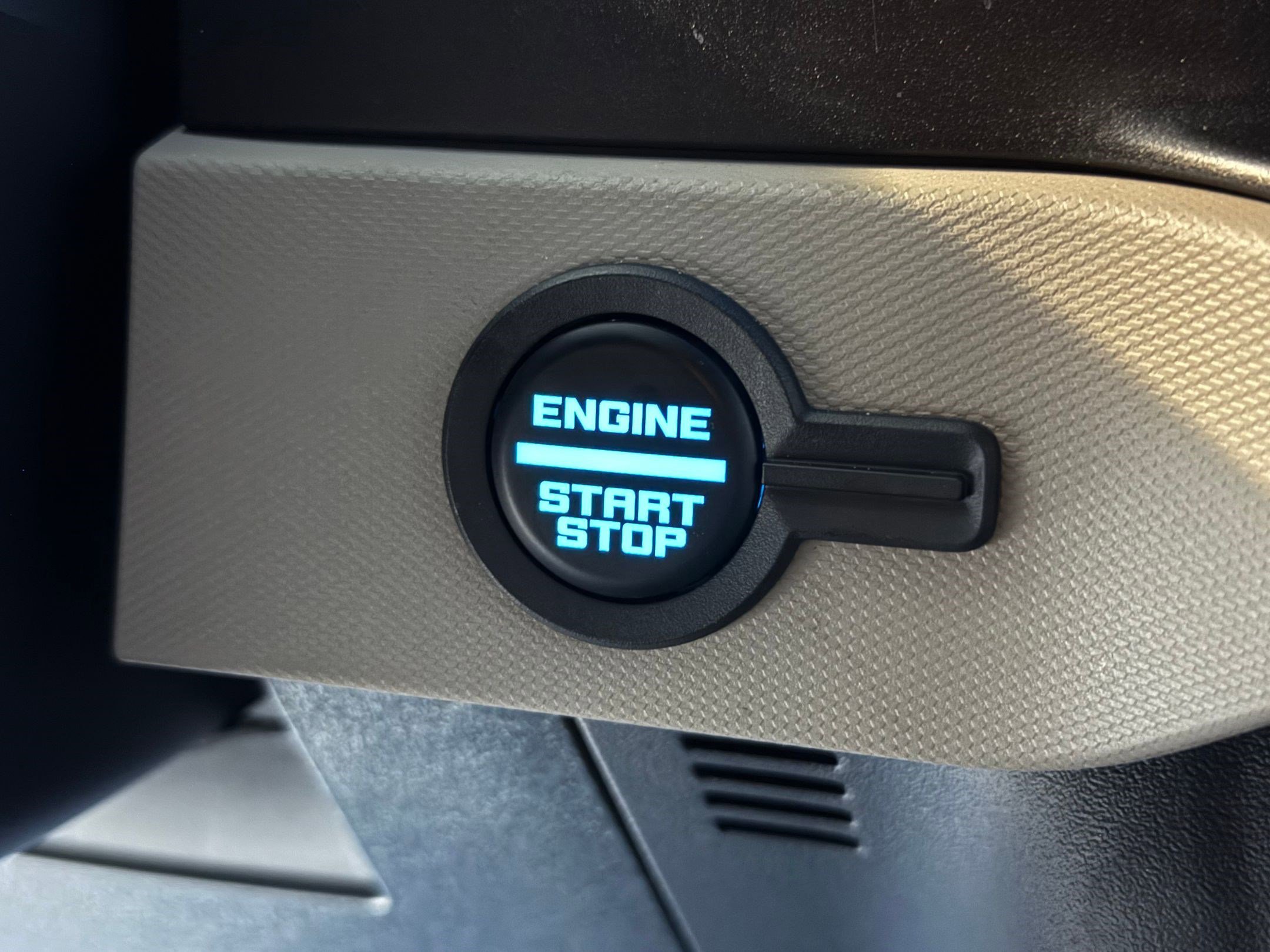 Used 2023 Ford Bronco Wildtrak image 40