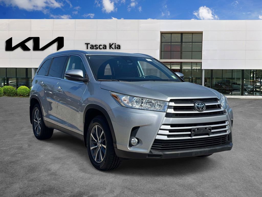 Used 2019 Toyota Highlander XLE