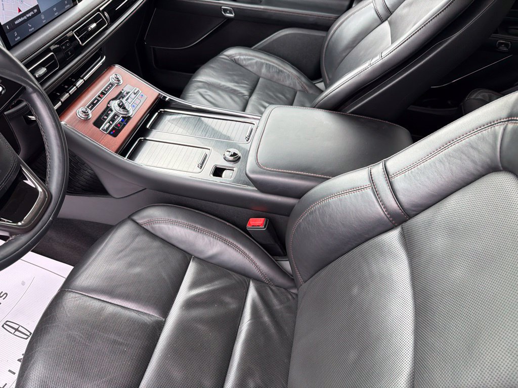 Used 2023 Lincoln Aviator Reserve w/ Elements Package Plus AWD/4WD image 19