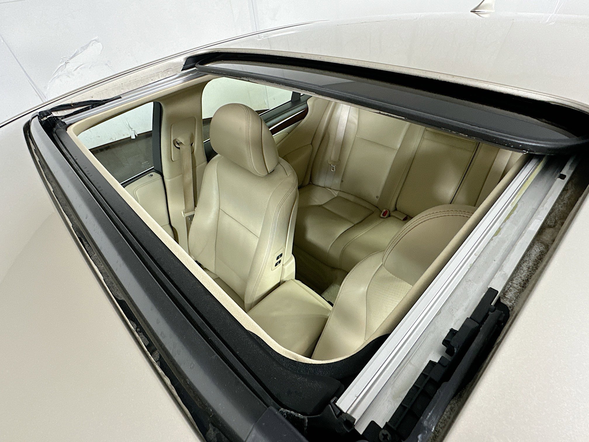 Used 2015 Lexus LS 460 AWD w/ Comfort Package image 23