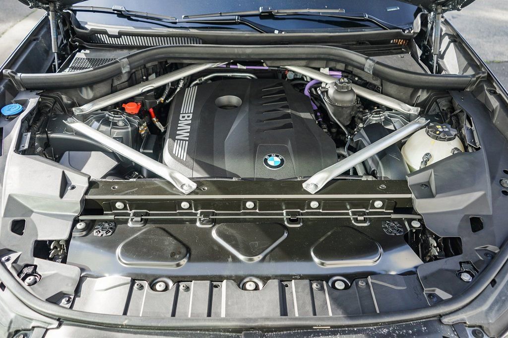 Used 2024 BMW X5 sDrive40i w/ Premium Package image 15