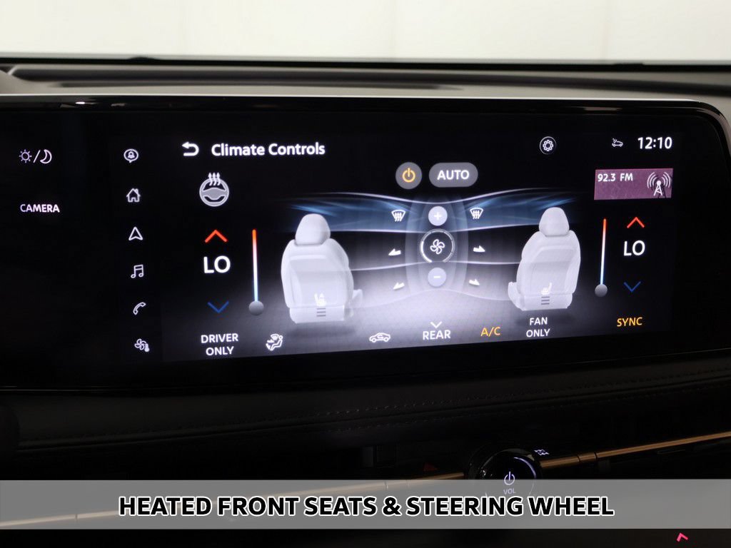Used 2024 Nissan Ariya AWD image 9