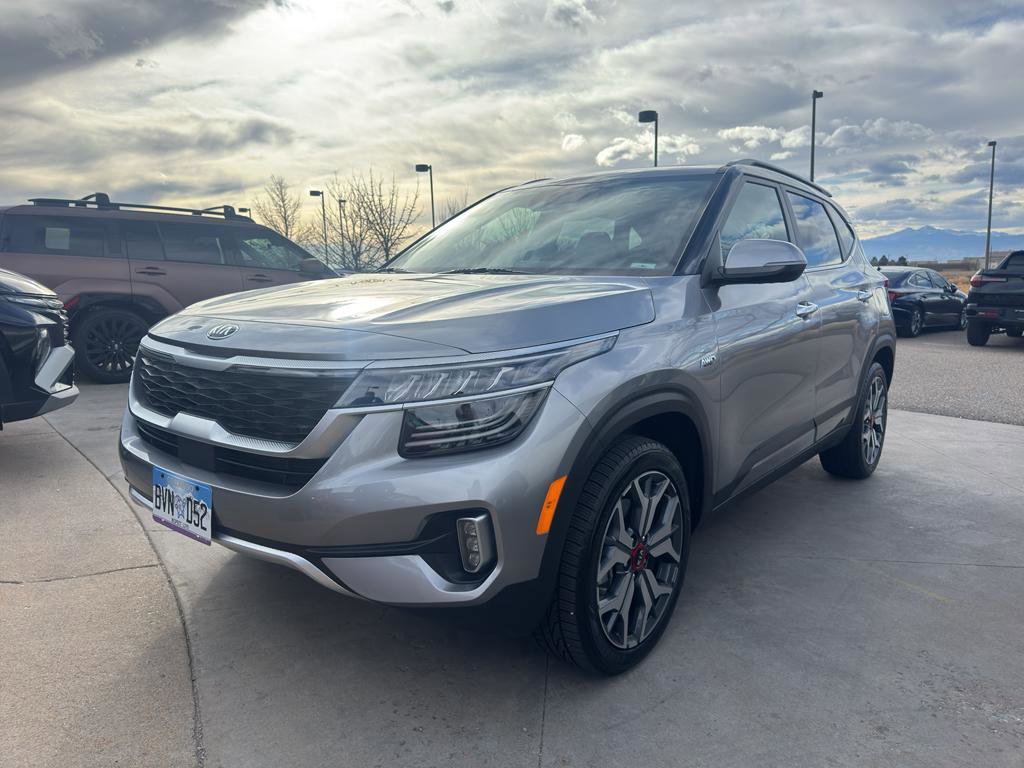 Used 2021 Kia Seltos SX w/ SX Sunroof Package image 1