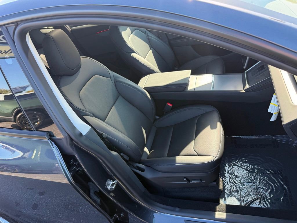 Used 2026 Tesla Model Y 2WD image 30