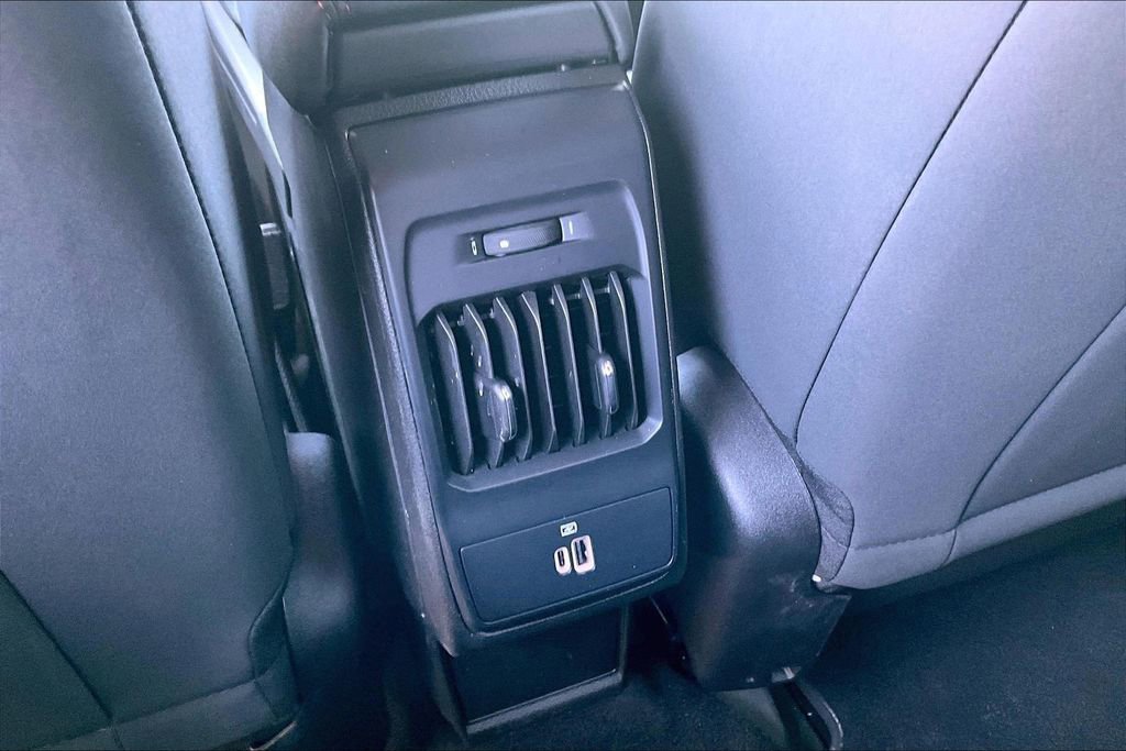 Used 2025 Dodge Hornet R/T AWD/4WD image 12