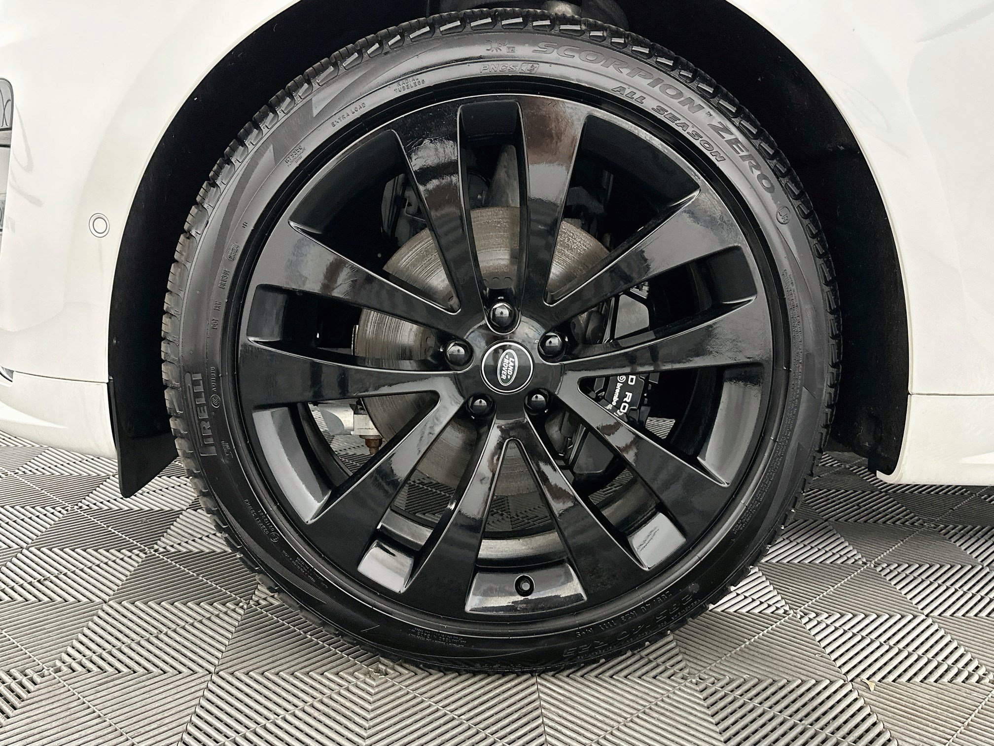Used 2024 Land Rover Range Rover Sport Dynamic SE AWD/4WD image 35
