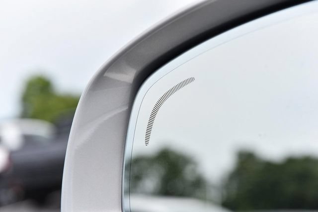 Used 2025 Volvo XC90 B6 Plus AWD/4WD image 10