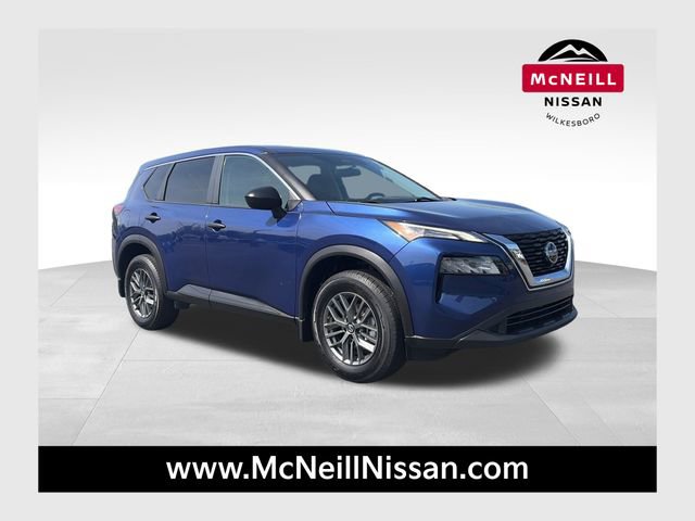 Used 2021 Nissan Rogue S FWD image 1