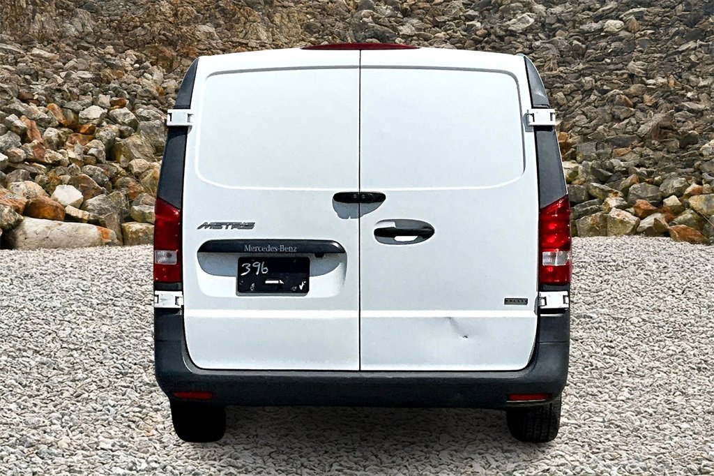 Used 2018 Mercedes-Benz Metris image 4