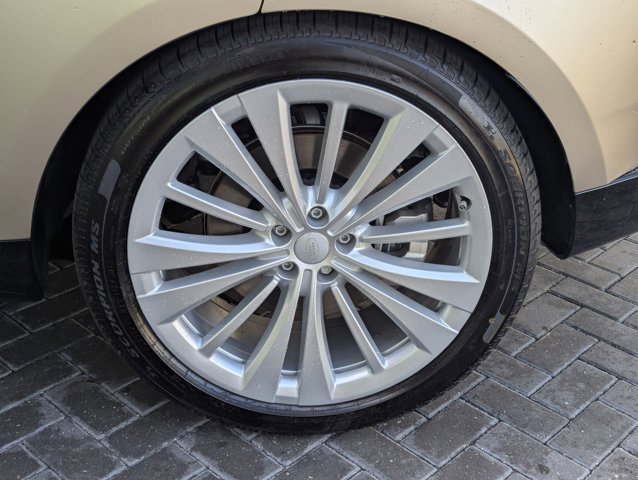 New 2025 Land Rover Range Rover SE image 9