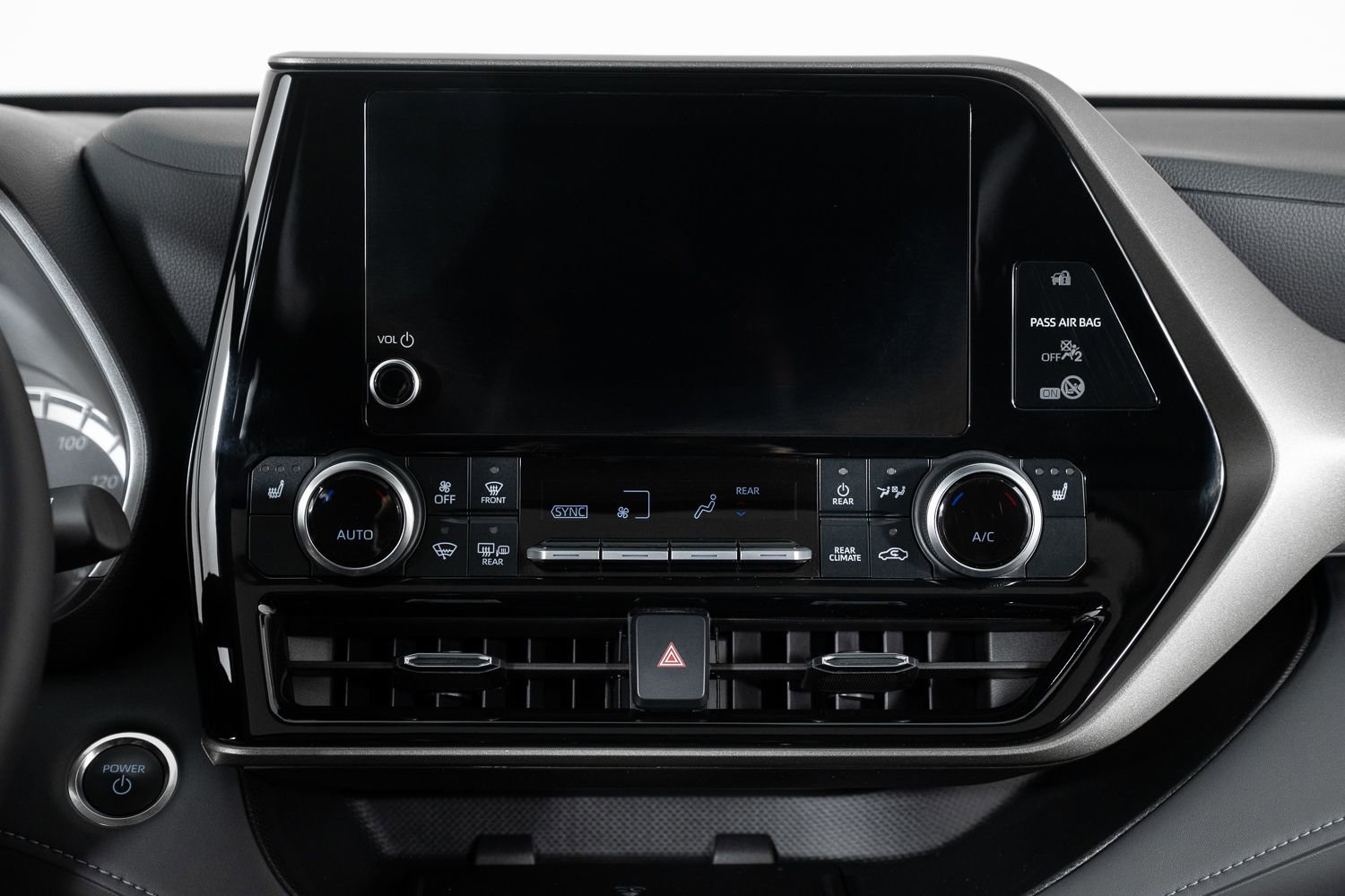 Used 2024 Toyota Highlander XLE image 38