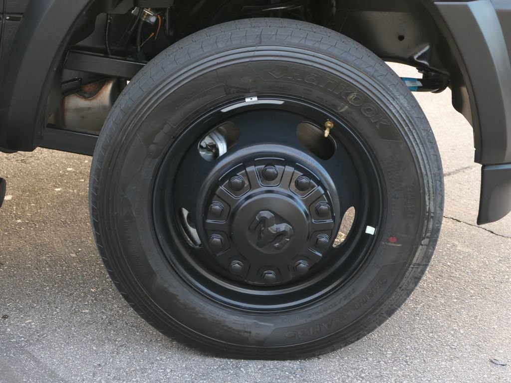 New 2026 RAM 5500 Tradesman image 30
