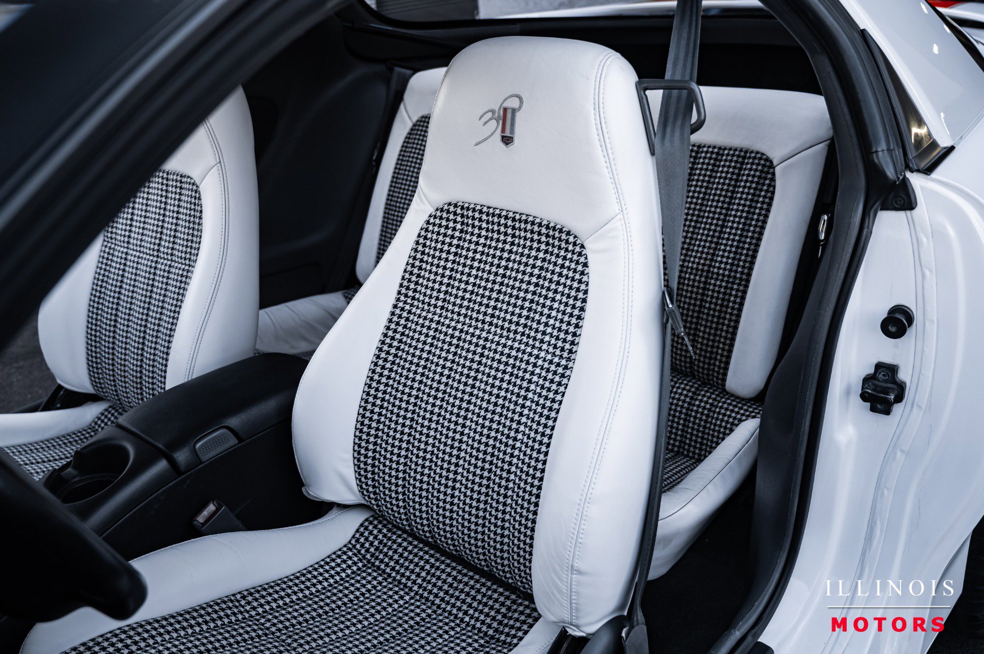 Used 1997 Chevrolet Camaro Z28 image 17