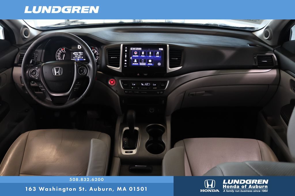 Used 2017 Honda Ridgeline RTL-T image 17