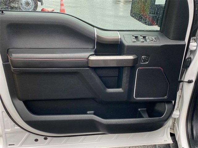 Used 2019 Ford F150 Lariat image 12